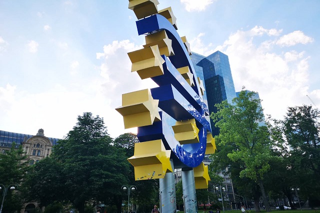 Ljetnja ekonomska prognoza EU 2018: pojačani i rast i nesigurnost odluke savjeta ecb evropska centralna banka banke eu evropska unija eurzozona eurosistem euro evro